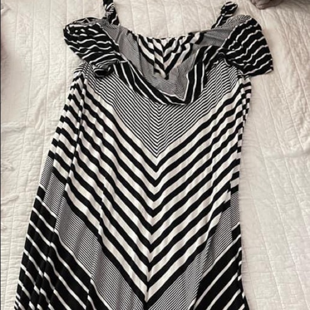 Catherine’s long black and white maxi dress